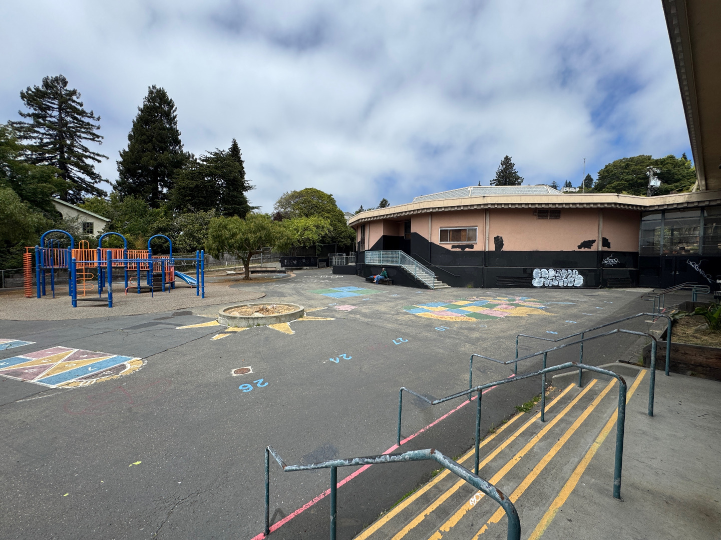 1130 Oxford Street Image #4