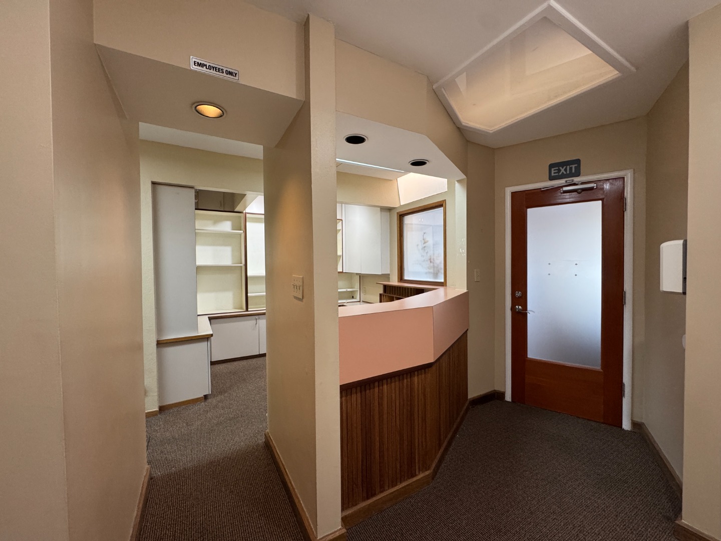 917 The Alameda Image #10