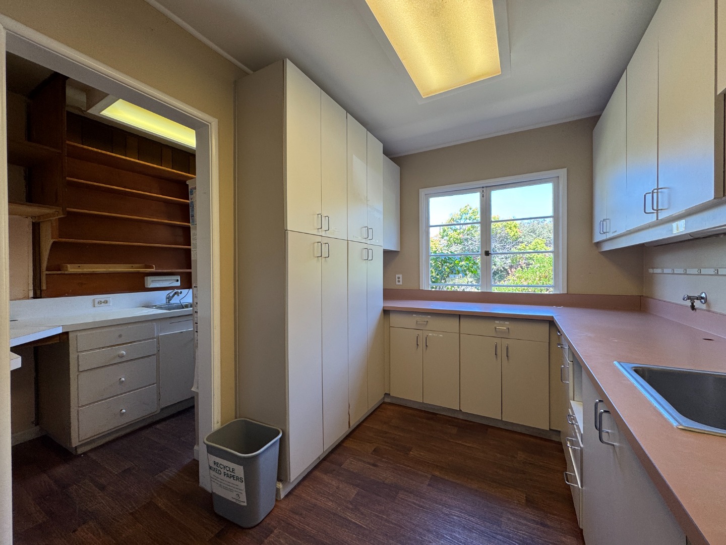 917 The Alameda Image #16